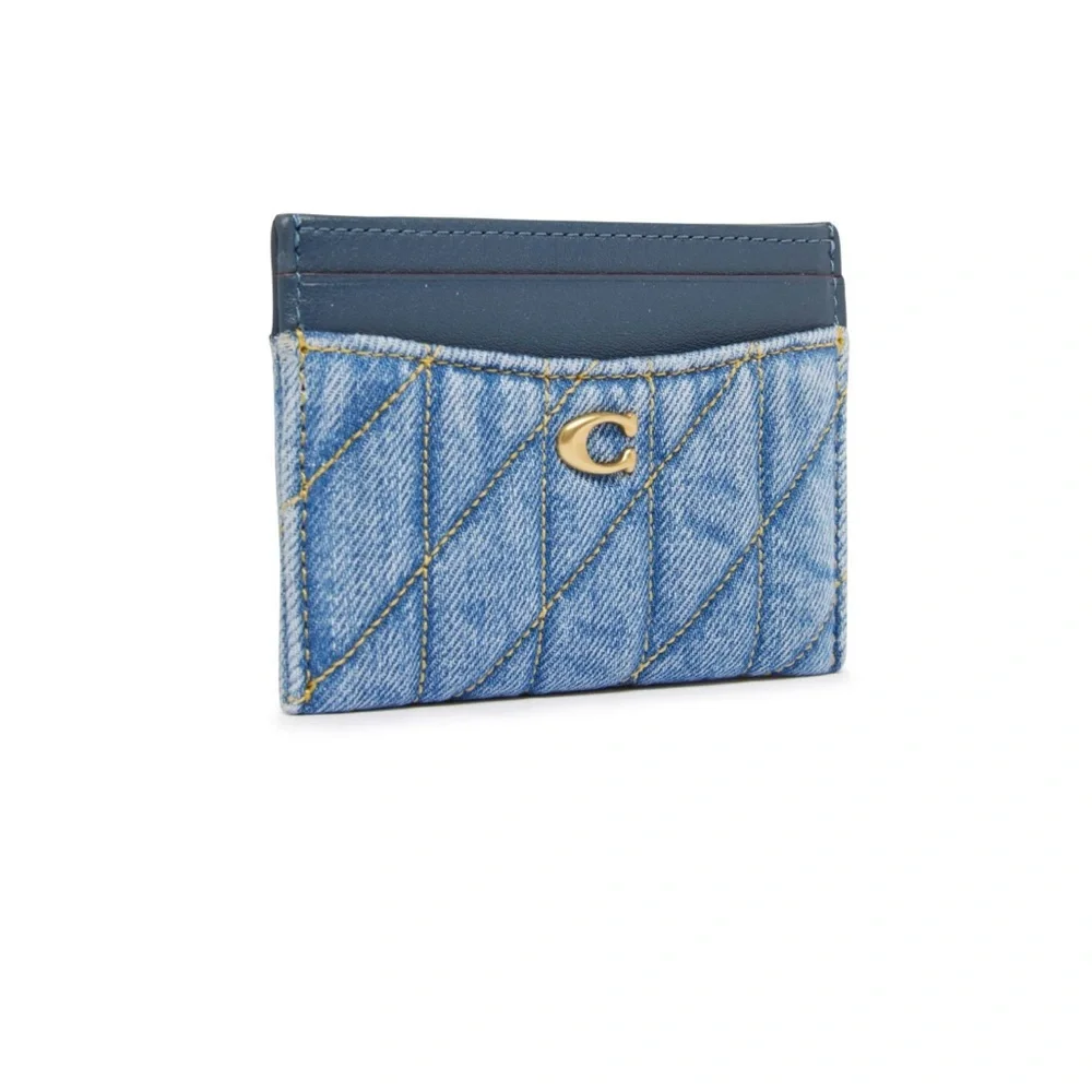 Coach Essential Card Case With Quilting